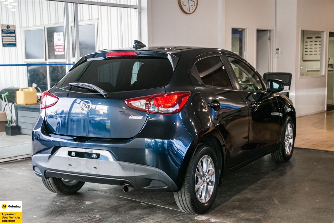 2016 Mazda Demio