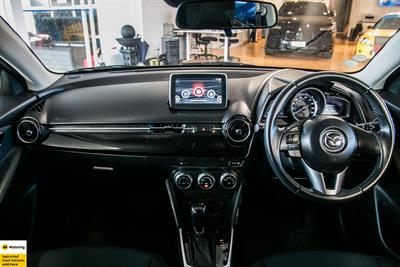 2016 Mazda Demio - Thumbnail