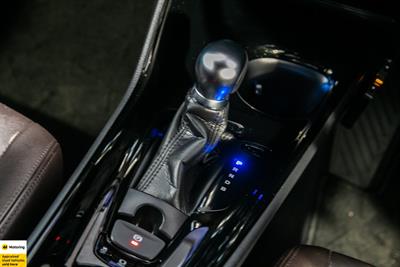 2018 Toyota C-HR - Thumbnail