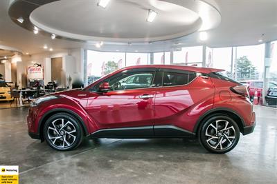 2018 Toyota C-HR - Thumbnail