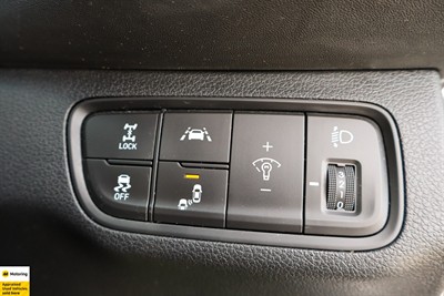 2019 Hyundai Santa Fe - Thumbnail