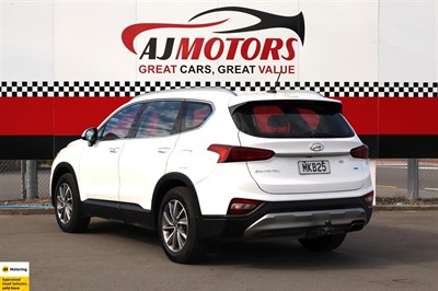 2019 Hyundai Santa Fe - Thumbnail