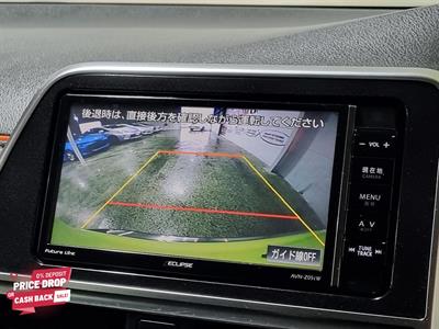 2016 Toyota Sienta - Thumbnail