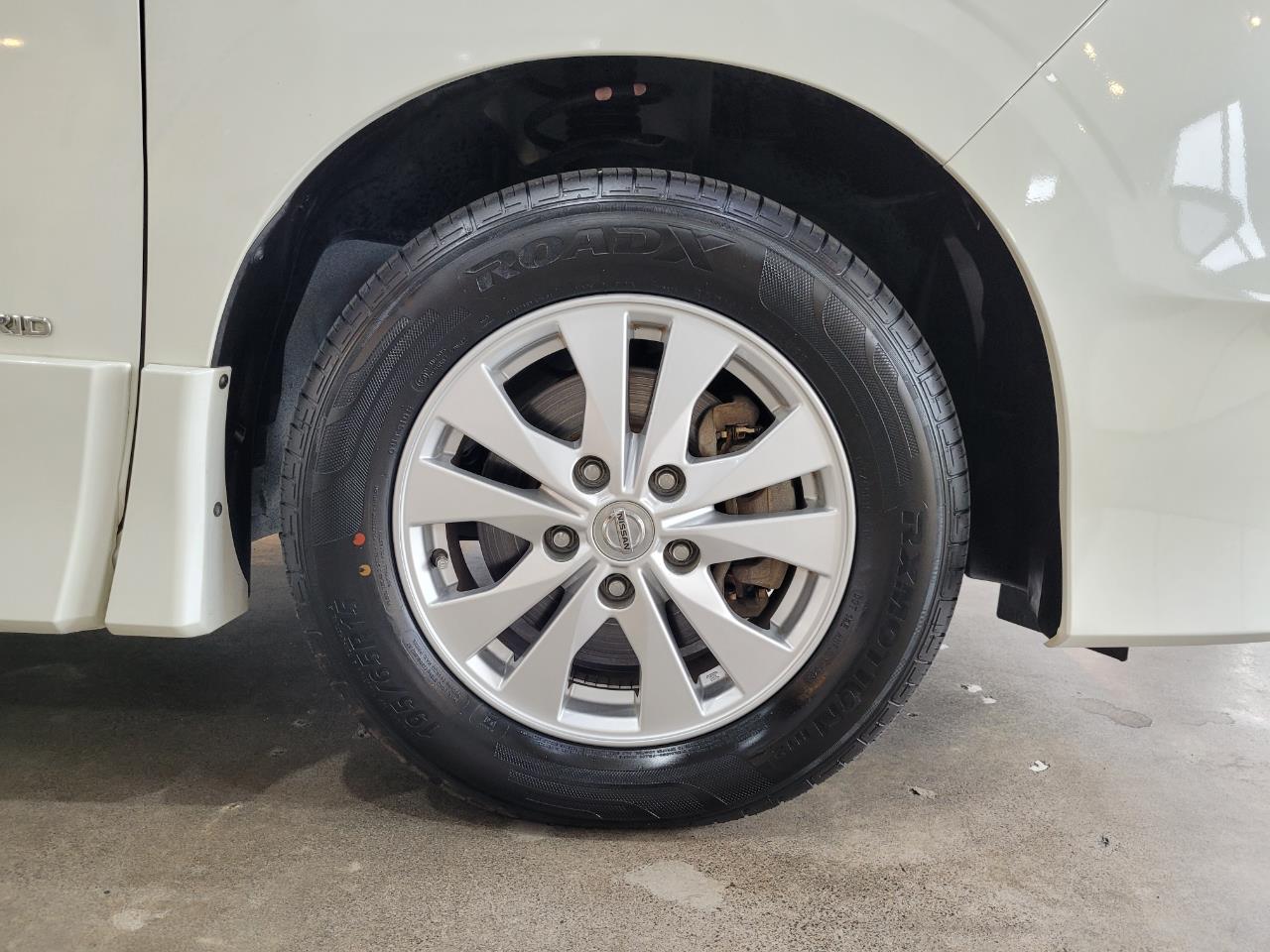 2016 Nissan Serena