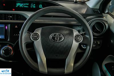 2012 Toyota Aqua - Thumbnail