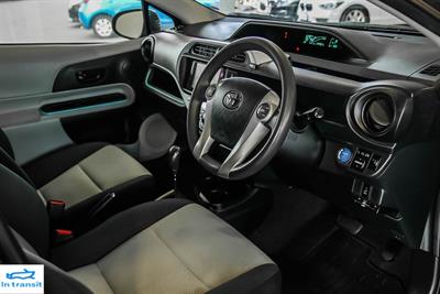 2012 Toyota Aqua - Thumbnail