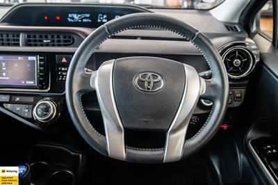 2016 Toyota Aqua - Thumbnail