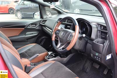 2017 Honda Fit - Thumbnail