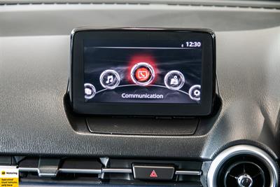 2020 Mazda MAZDA2 - Thumbnail