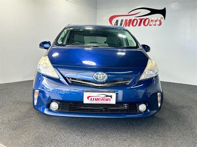 2012 Toyota Prius - Thumbnail