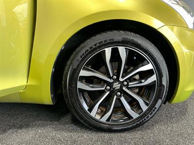 2014 Suzuki Swift - Thumbnail