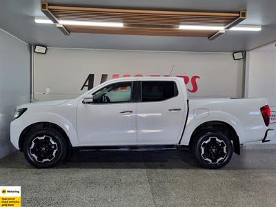 2021 Nissan Navara - Thumbnail