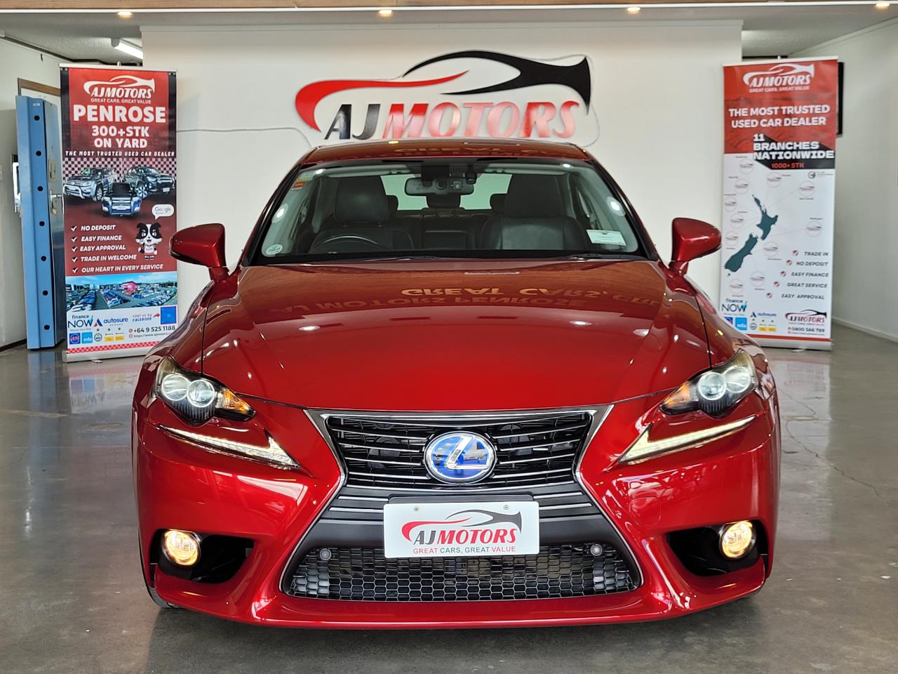 2013 Lexus IS 300h
