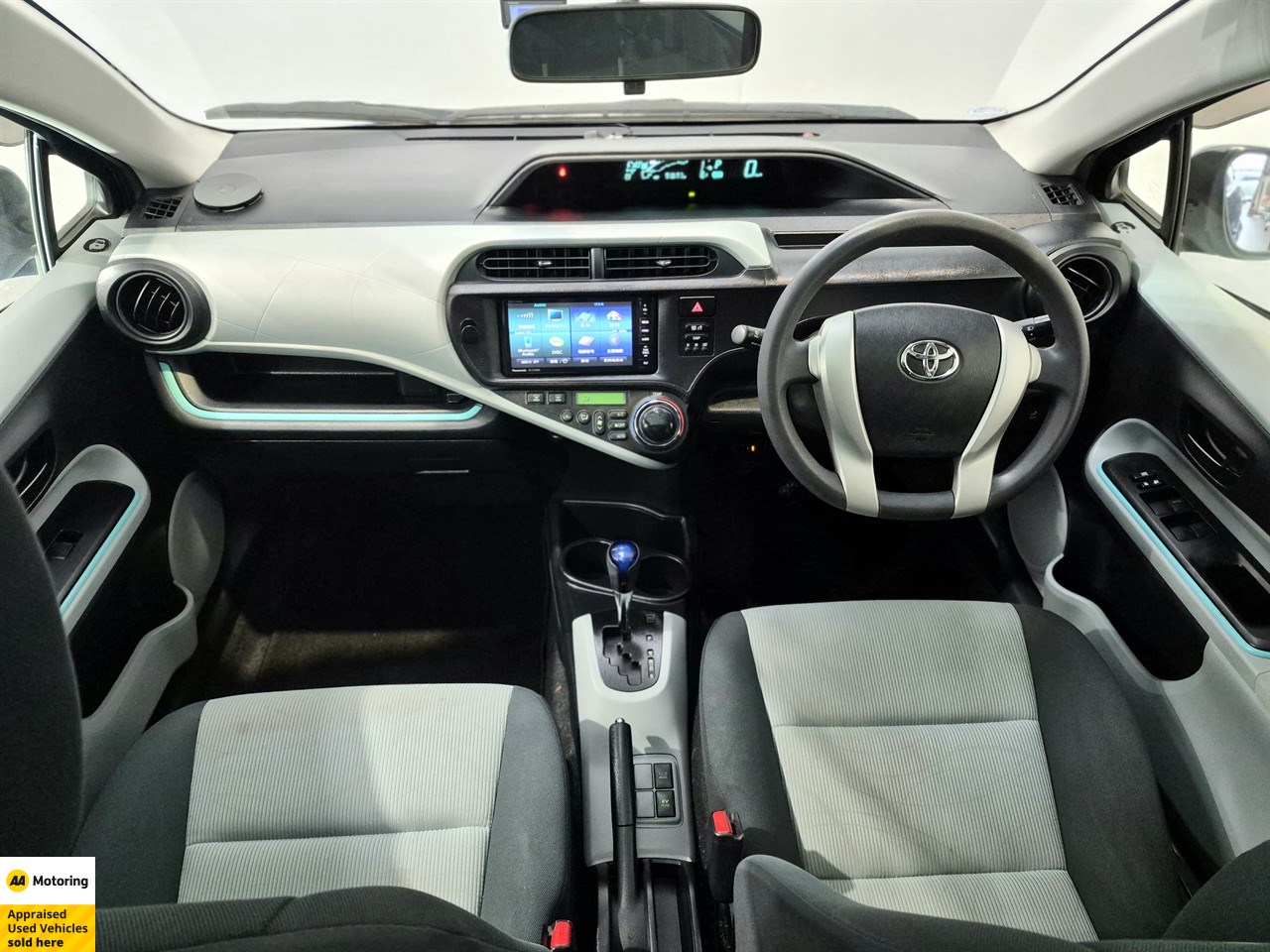 2013 Toyota Aqua