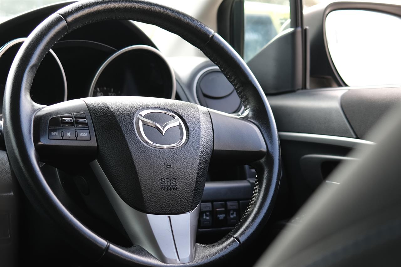2012 Mazda Premacy