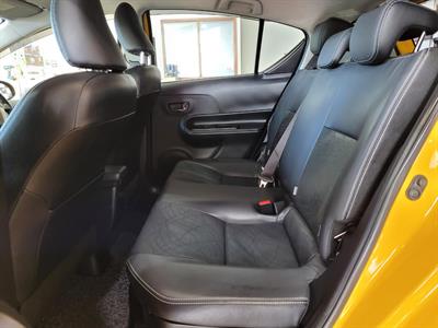 2014 Toyota Aqua - Thumbnail