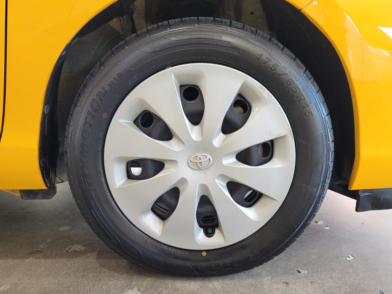 2014 Toyota Aqua