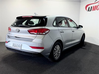 2022 Hyundai i30 - Thumbnail