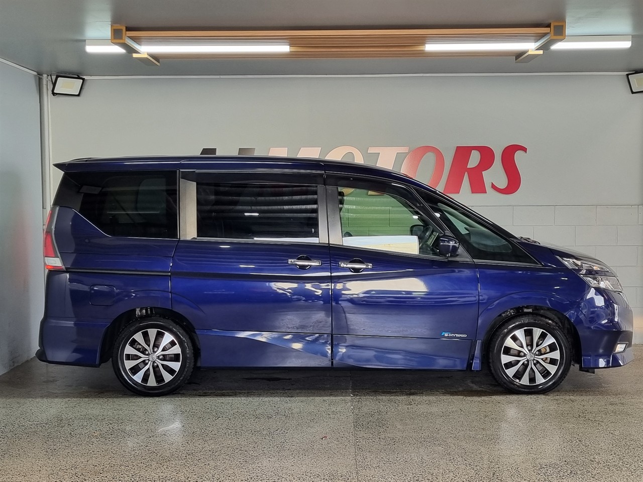 2016 Nissan Serena