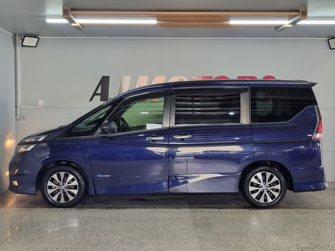 2016 Nissan Serena