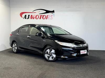 2014 Honda Grace - Thumbnail