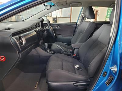 2016 Toyota Corolla - Thumbnail