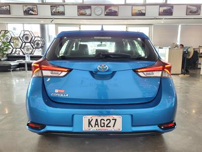 2016 Toyota Corolla - Thumbnail