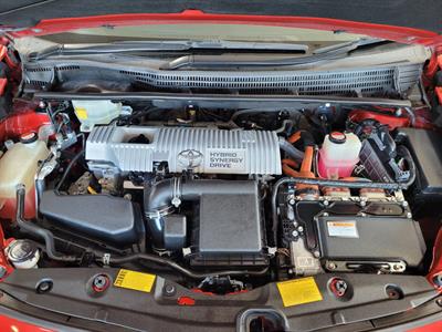 2014 Toyota Prius - Thumbnail