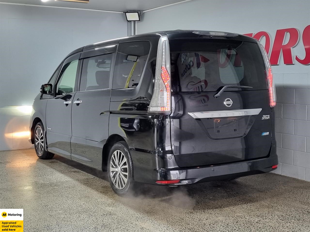 2015 Nissan Serena