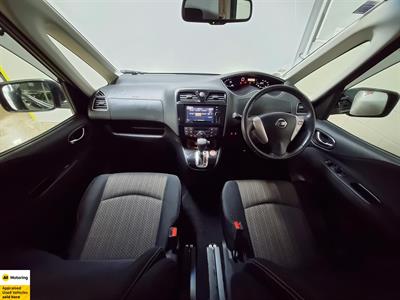 2015 Nissan Serena - Thumbnail