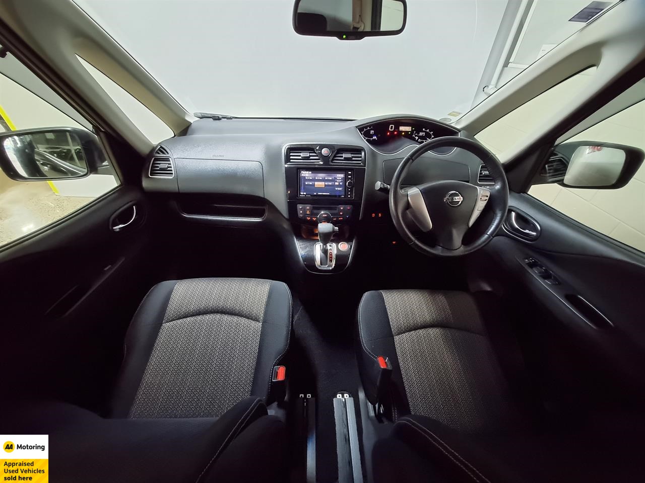 2015 Nissan Serena