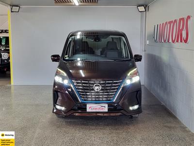 2019 Nissan Serena - Thumbnail