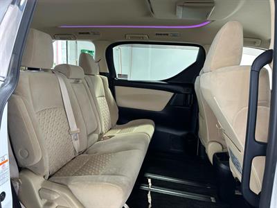 2016 Toyota Alphard - Thumbnail