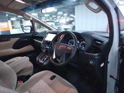 2016 Toyota Alphard - Thumbnail