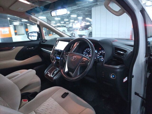 2016 Toyota Alphard