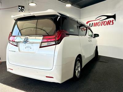 2016 Toyota Alphard - Thumbnail