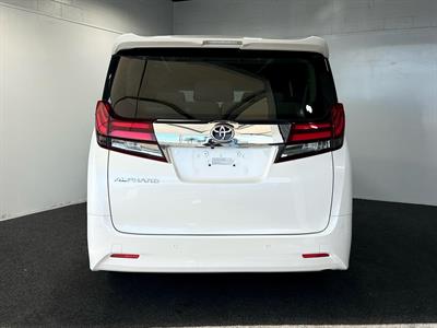 2016 Toyota Alphard - Thumbnail
