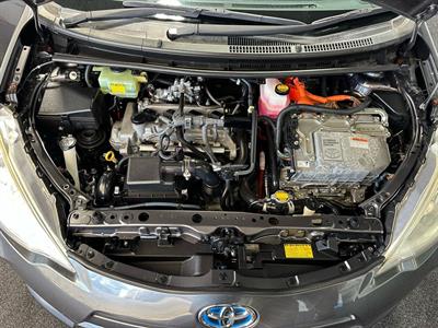 2012 Toyota Aqua - Thumbnail