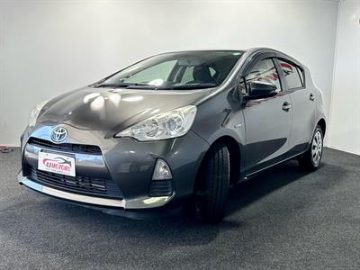 2012 Toyota Aqua - Thumbnail