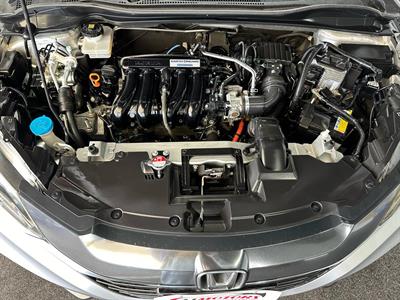 2014 Honda Vezel - Thumbnail