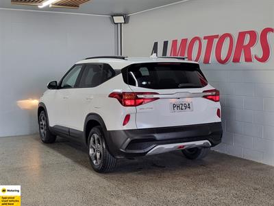 2022 Kia Seltos - Thumbnail