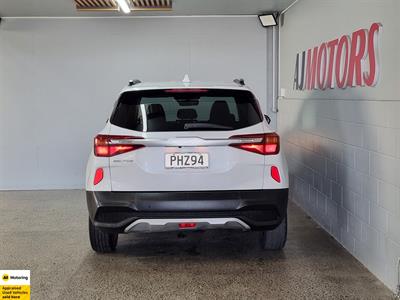 2022 Kia Seltos - Thumbnail