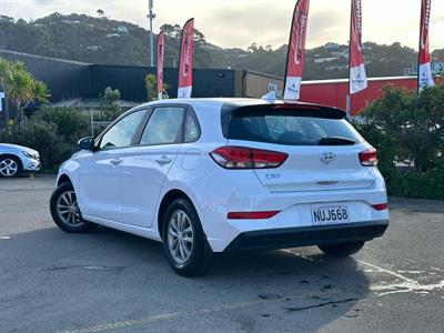2022 Hyundai i30 - Thumbnail