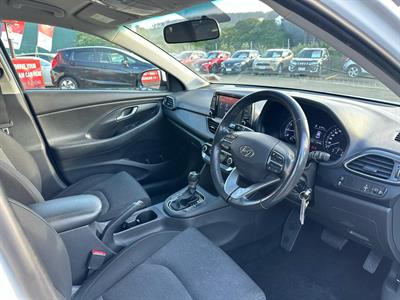 2022 Hyundai i30 - Thumbnail