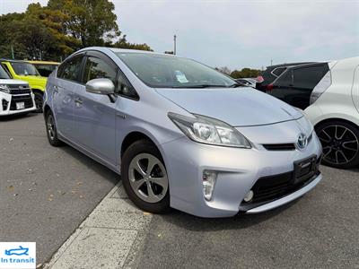 2013 Toyota Prius - Thumbnail