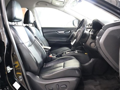 2022 Nissan X-Trail - Thumbnail