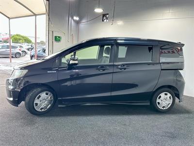 2012 Honda Freed - Thumbnail