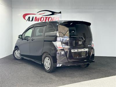 2012 Honda Freed - Thumbnail