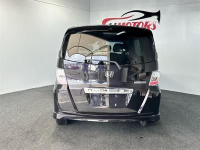 2012 Honda Freed - Thumbnail