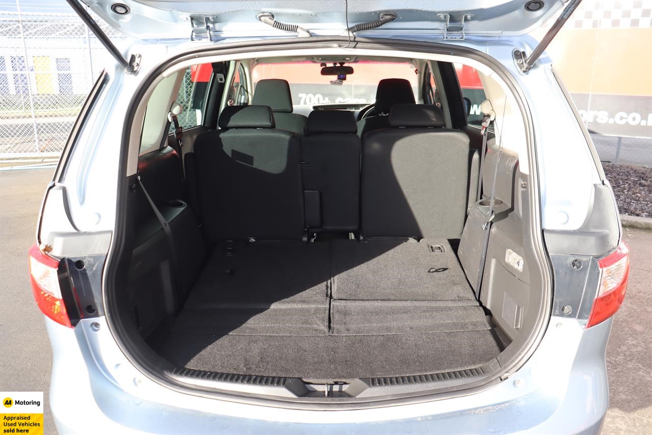 2013 Mazda Premacy